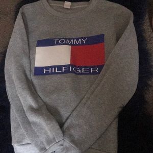 Tommy Hilfiger sweat shirt